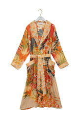 One Hundred Stars Fans Scarlet Gown