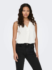 JDY Relaxed V-Neck Blouse - Cloud Dancer