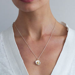 Alex Monroe Big Daisy Necklace