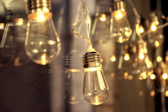 Kikkerland Edison Bulb String Lights - 7ft / 2m