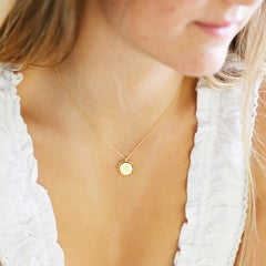 Lisa Angel - Spinning Disc Eye Necklace In Gold