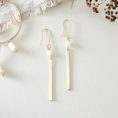Just Trade Pearl Bar Earrings