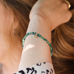 Lisa Angel - Green Semi-Precious Beaded Bracelet with Sun Charm in Gold