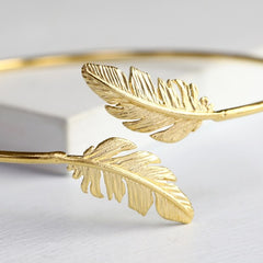 Lisa Angel - Gold Feather Bangle