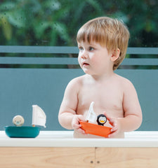 Plan Toys - Sailing Boat Bath Toy - Polar Bear