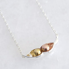 Lisa Angel - Silver Two Peas in a Pod Necklace
