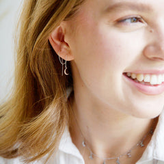 Lisa Angel - Thread Through Moon and Sun Chain Earrings in Silver