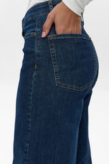 Numph Nuparis Cropped Jeans- Dark Blue Denim