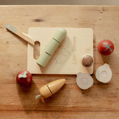 Little Dutch - Slicing Vegetables
