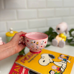 Peanuts Snoopy “Love” Cup