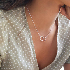 Lisa Angel Brushed Interlocking Hoop Necklace in Silver