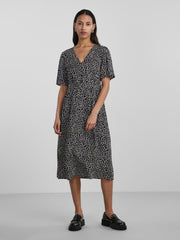 Pieces Tala Short Sleeved Midi Dress - Black Dot